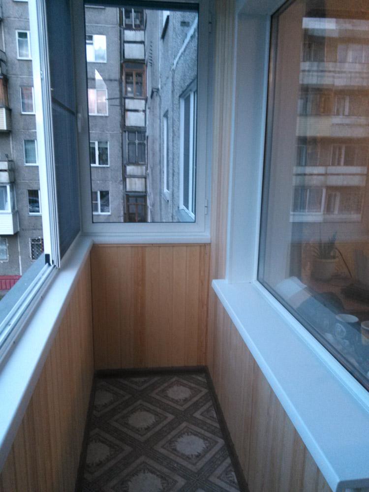 внутренняя отделка балкона